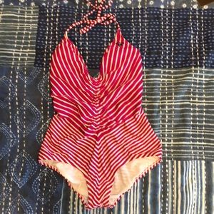 Roxy low v striped one piece
